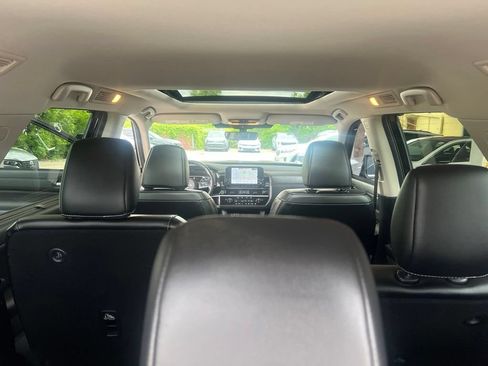 Certified 2024 Nissan Pathfinder SL w/ SL Premium Package AWD/4WD image 13