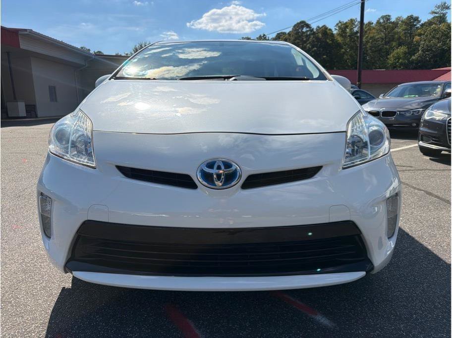 Used 2014 Toyota Prius Four FWD image 2