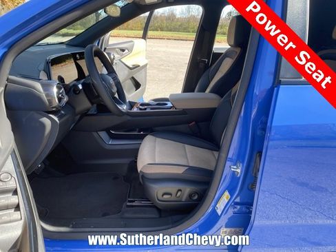 New 2026 Chevrolet Equinox ACTIV image 16