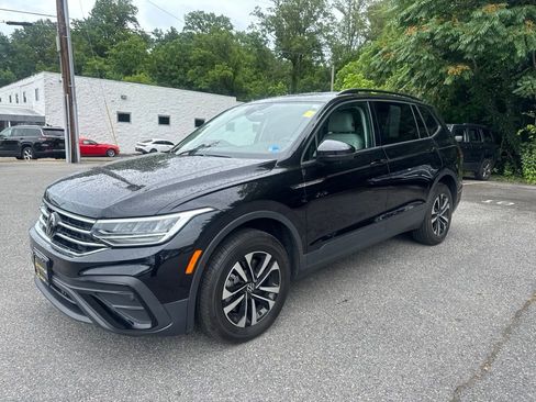 Used 2024 Volkswagen Tiguan S AWD/4WD image 3