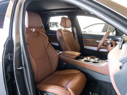 Used 2026 Genesis GV70 2.5T Advanced image 25