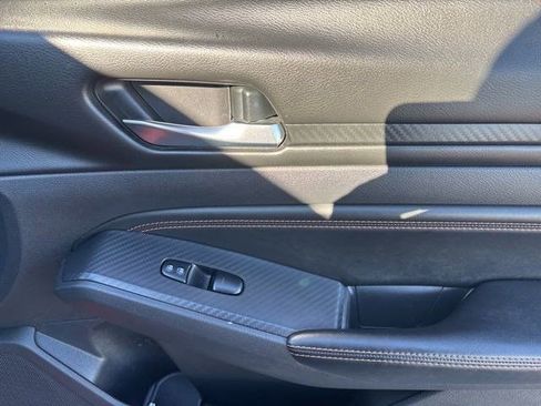 Used 2020 Nissan Altima 2.5 SR image 39