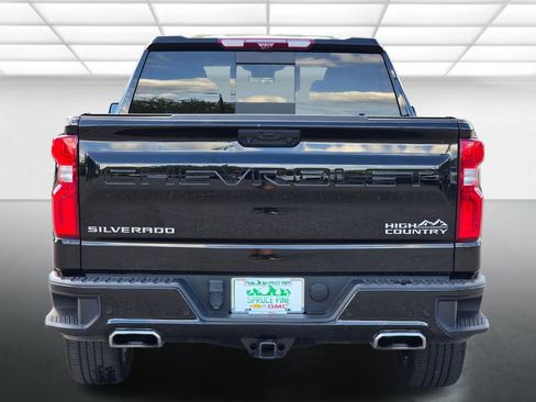 Certified 2023 Chevrolet Silverado 1500 High Country w/ High Country Premium Package AWD/4WD image 23