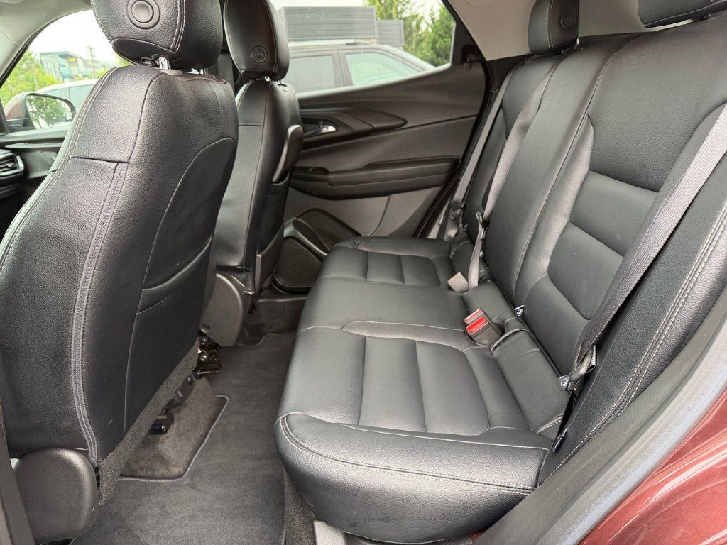 Used 2022 Chevrolet TrailBlazer LT w/ Convenience Package FWD image 34