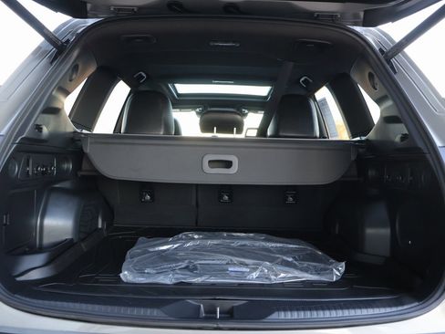 Used 2025 Subaru Forester Touring image 15