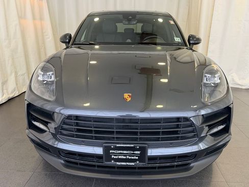 Certified 2021 Porsche Macan AWD/4WD image 6