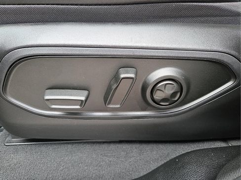 Used 2024 Jeep Grand Cherokee Trailhawk w/ Luxury Tech Group III image 15