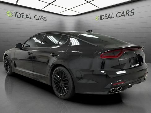 Used 2018 Kia Stinger RWD image 7