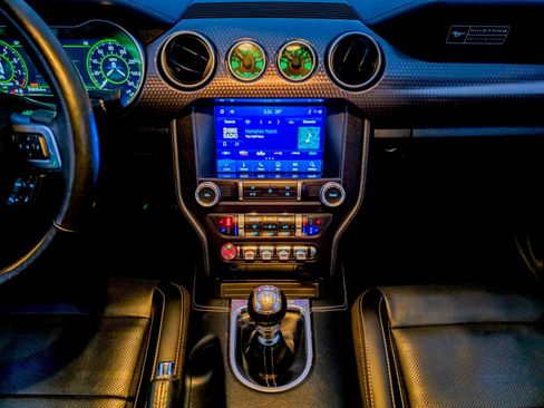 Used 2020 Ford Mustang GT Premium w/ GT Performance Package image 17