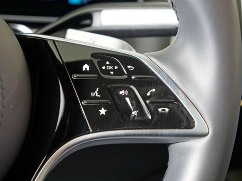 Certified 2025 Mercedes-Benz S 580 4MATIC Sedan image 22