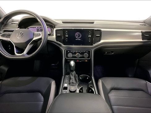 Used 2021 Volkswagen Atlas Cross Sport SEL Premium AWD/4WD image 18