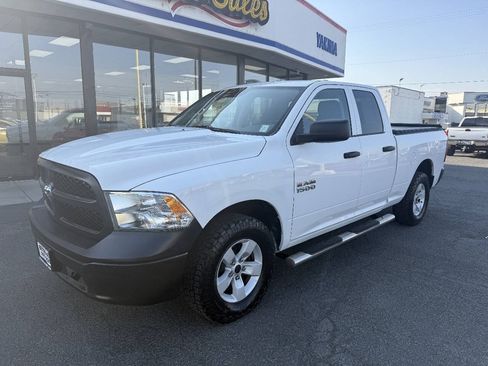Used 2015 RAM 1500 ST AWD/4WD image 1