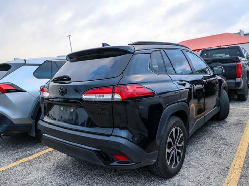 Used 2023 Toyota Corolla Cross AWD Hybrid image 7