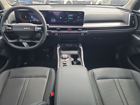 New 2026 Kia Sorento EX FWD image 13