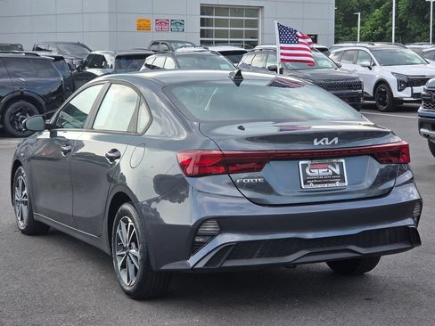 Used 2023 Kia Forte LXS FWD image 6