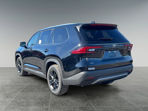 New 2026 Toyota Grand Highlander AWD image 4