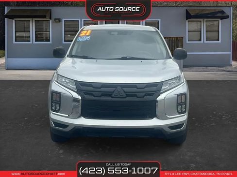 Used 2021 Mitsubishi Outlander Sport ES FWD image 2