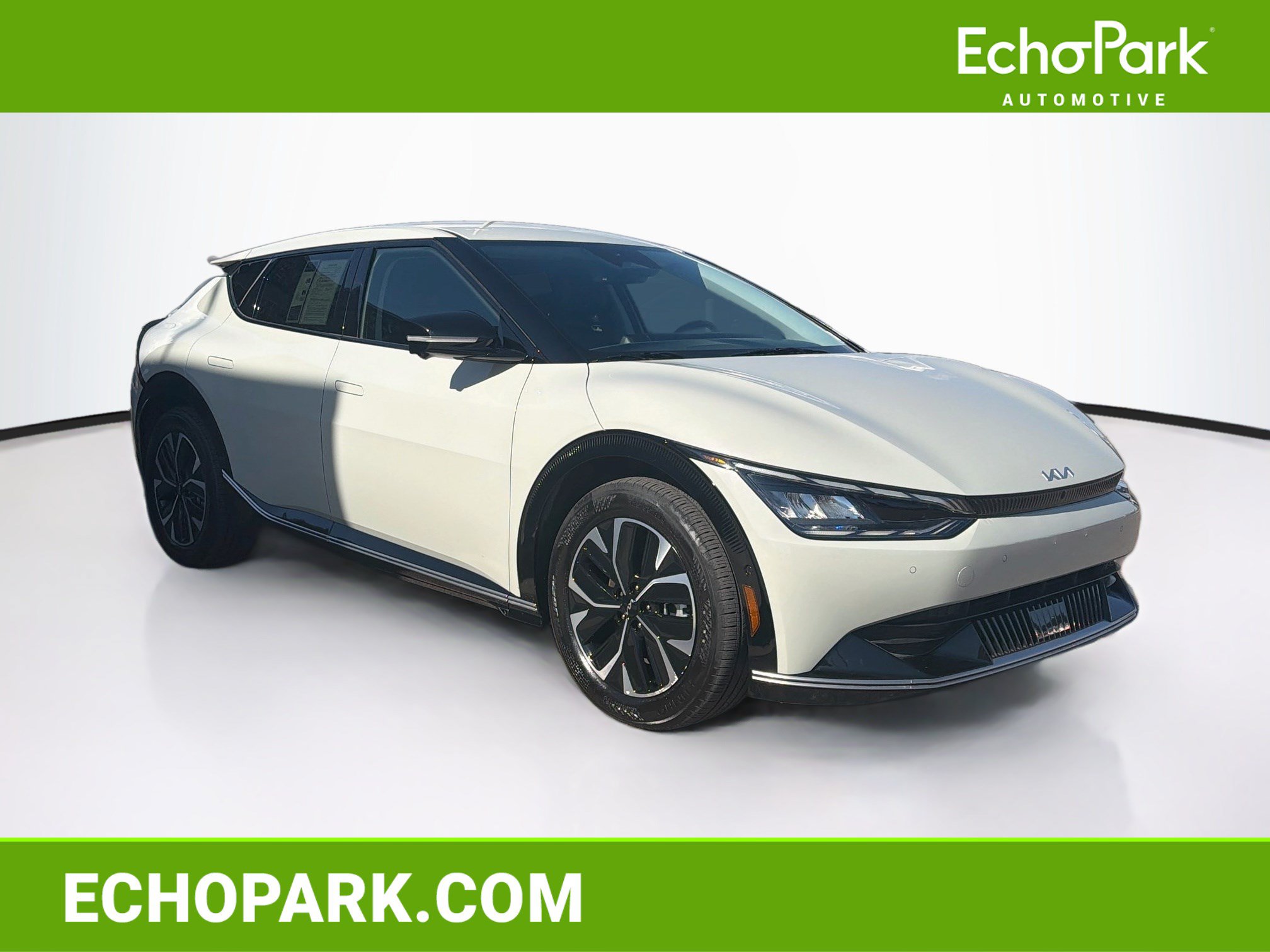 Used 2024 Kia EV6 Wind w/ Wind Technology Package AWD/4WD image 1
