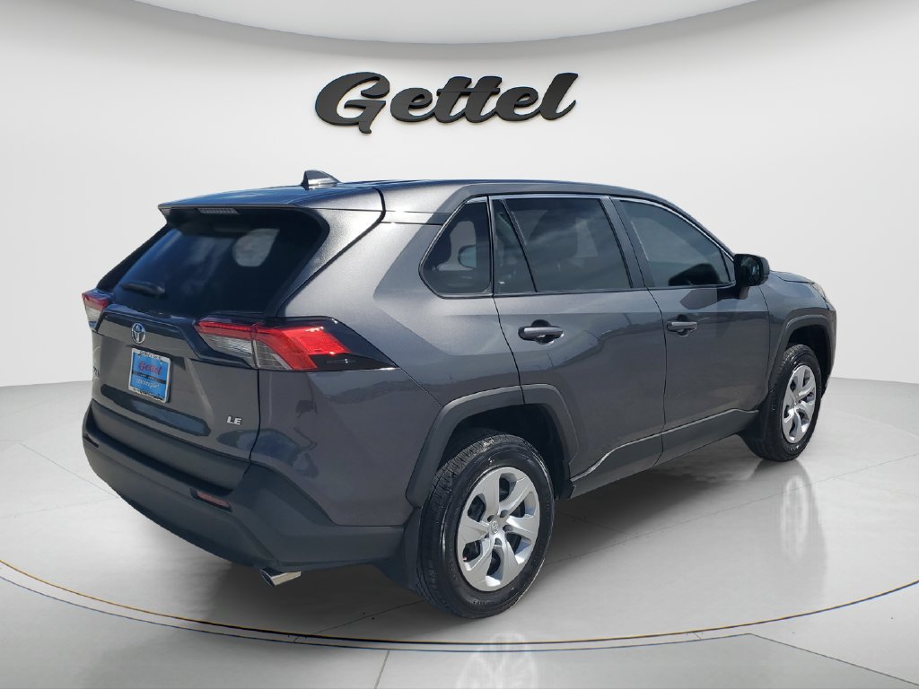 Certified 2025 Toyota RAV4 LE FWD image 5