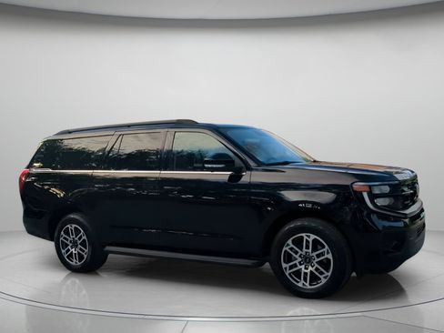 Certified 2025 Ford Expedition Max Active AWD/4WD image 35