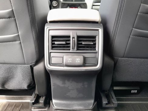 Used 2021 Subaru Forester Limited AWD/4WD image 33