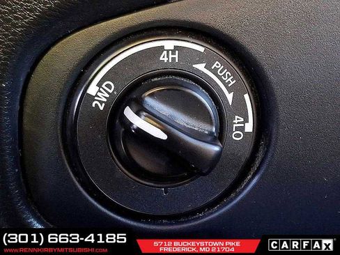 Used 2022 Nissan Frontier SV w/ Technology Package image 22