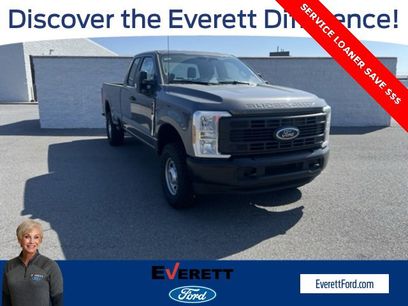 New 2025 Ford F350 XLT w/ 360-Degree Camera Package