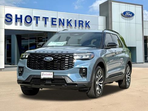 New 2026 Ford Explorer ST-Line RWD image 3