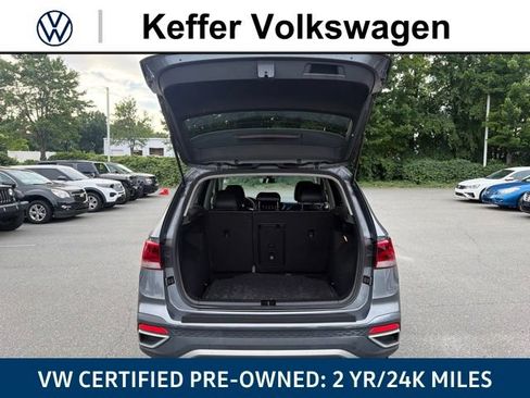 Used 2022 Volkswagen Taos SE FWD image 36