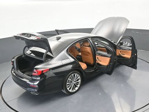 Used 2022 BMW 530i w/ Premium Package image 77