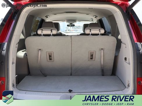 Used 2020 GMC Acadia SLT w/ Driver Alert Package II FWD image 14