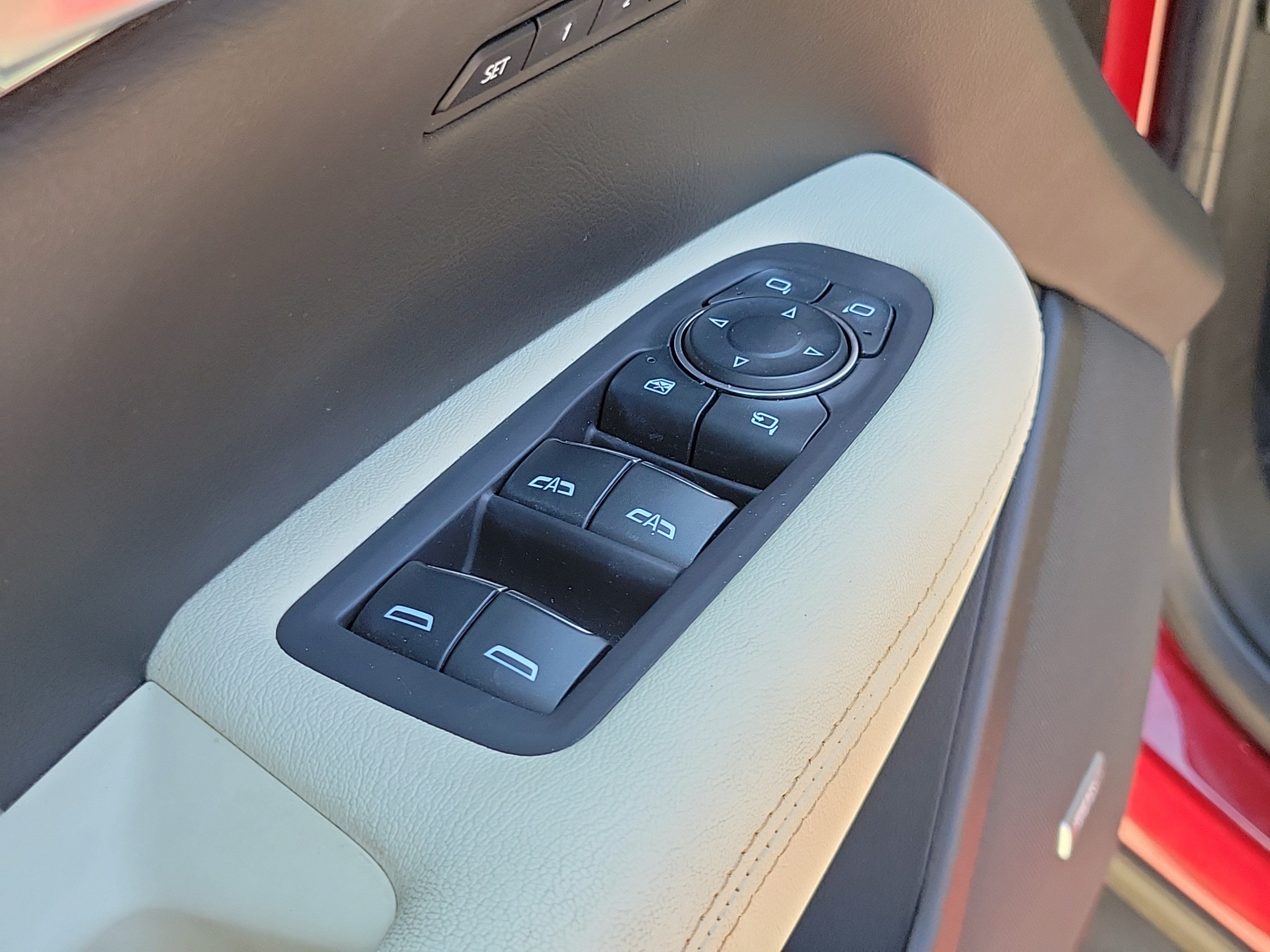 Used 2020 Cadillac XT5 Sportv AWD/4WD image 16