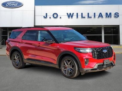 Used 2025 Ford Explorer ST-Line w/ Premium Package
