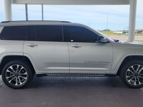 Used 2023 Jeep Grand Cherokee L Overland w/ Rear Seat Video Group I image 5