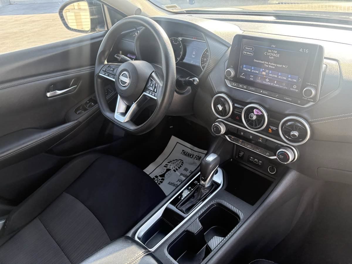 Used 2025 Nissan Sentra SV FWD image 15