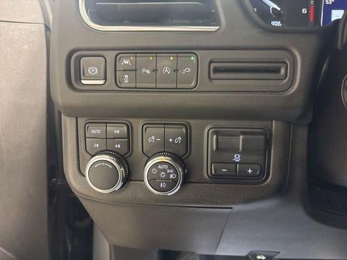 Used 2021 GMC Yukon SLT w/ SLT Luxury Plus Package AWD/4WD image 15