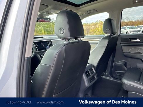 Used 2022 Volkswagen Atlas SEL image 13