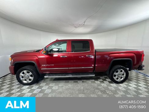 Used 2019 GMC Sierra 2500 Denali w/ Duramax Plus Package image 11