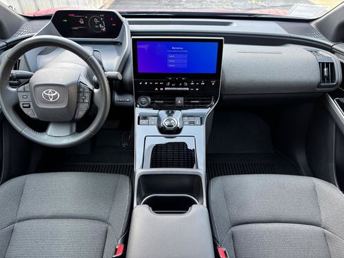 Used 2024 Toyota bZ4X AWD w/ Weather Package image 5