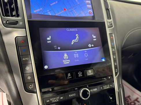 Used 2018 INFINITI Q60 3.0t Luxe w/ Sensory Package 3.0T Luxe AWD/4WD image 20