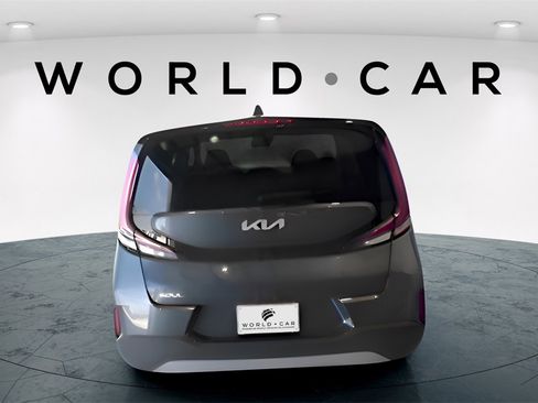 Certified 2024 Kia Soul LX w/ Option Group 015 image 6