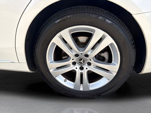 Used 2018 Mercedes-Benz S 560 4MATIC Sedan image 8