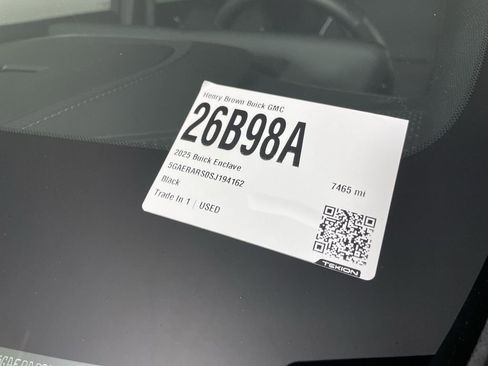 Used 2025 Buick Enclave Preferred image 33