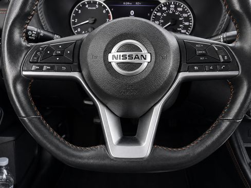 Used 2020 Nissan Sentra SR w/ Electronics Package FWD image 40
