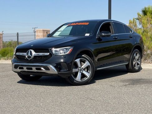 Used 2023 Mercedes-Benz GLC 300 4MATIC Coupe image 2