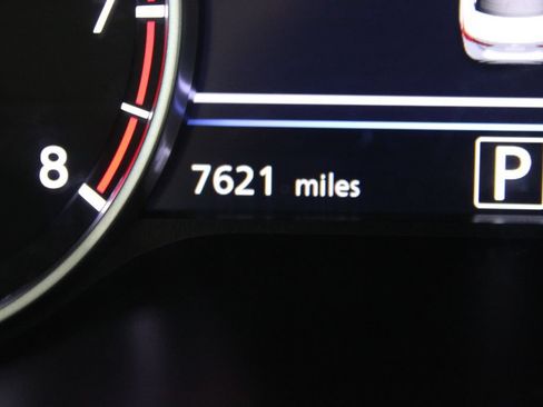 Used 2025 Nissan Sentra SV FWD image 19