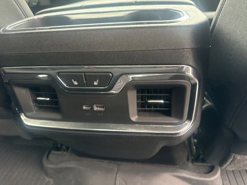 Used 2024 Chevrolet Silverado 2500 LTZ w/ LTZ Convenience Package image 11