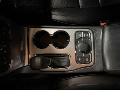 Used 2018 Jeep Grand Cherokee High Altitude AWD/4WD image 20