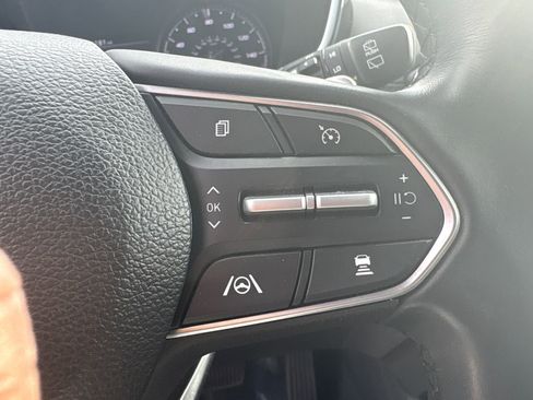 Used 2023 Hyundai Santa Fe SEL image 19