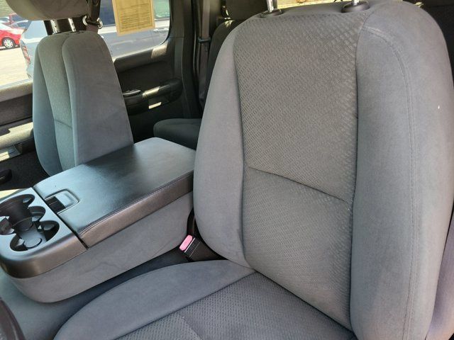 Used 2008 Chevrolet Silverado 1500 LT w/ Power Pack Plus AWD/4WD image 14